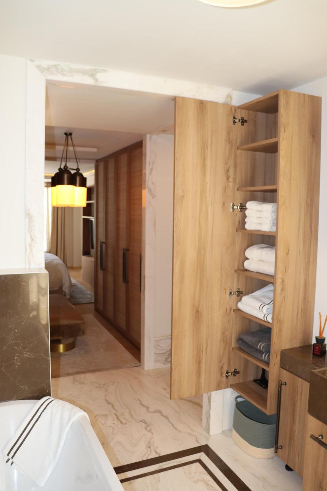 Luxueux Avec Balcon, Champs Elysees Paris
