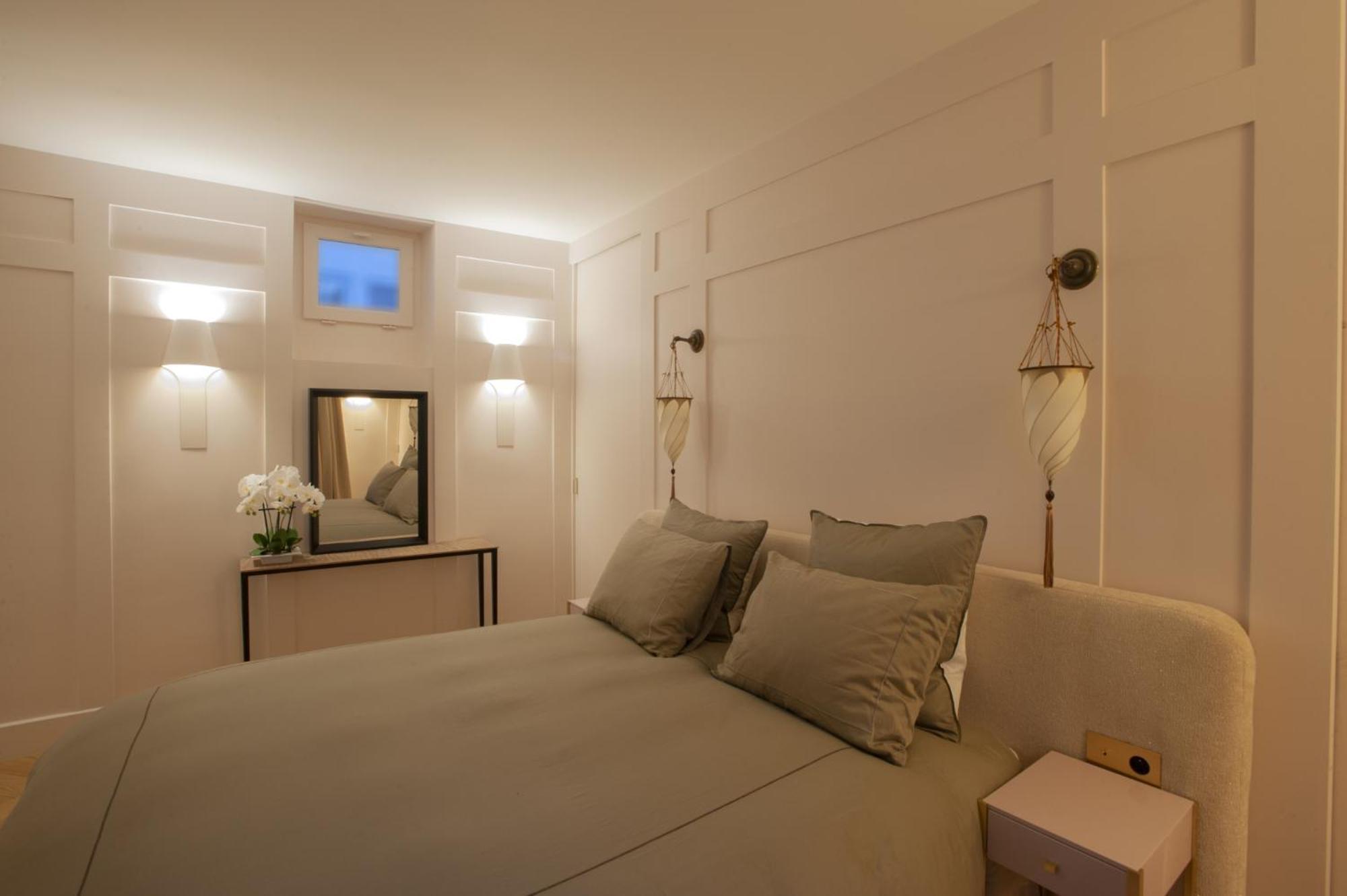 Luxueux Avec Balcon, Champs Elysees * Paris