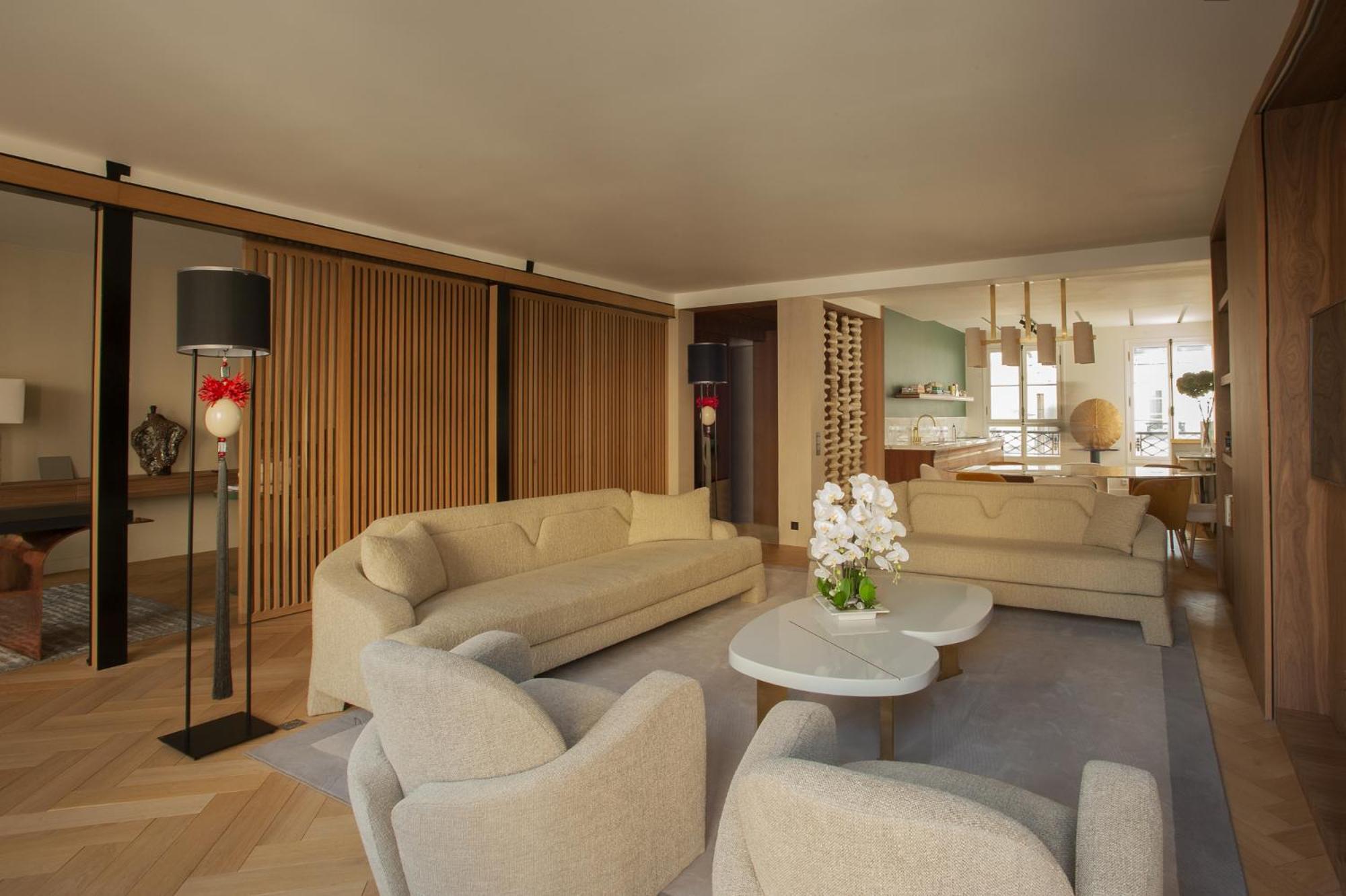 Luxueux Avec Balcon, Champs Elysees Apartment Paris