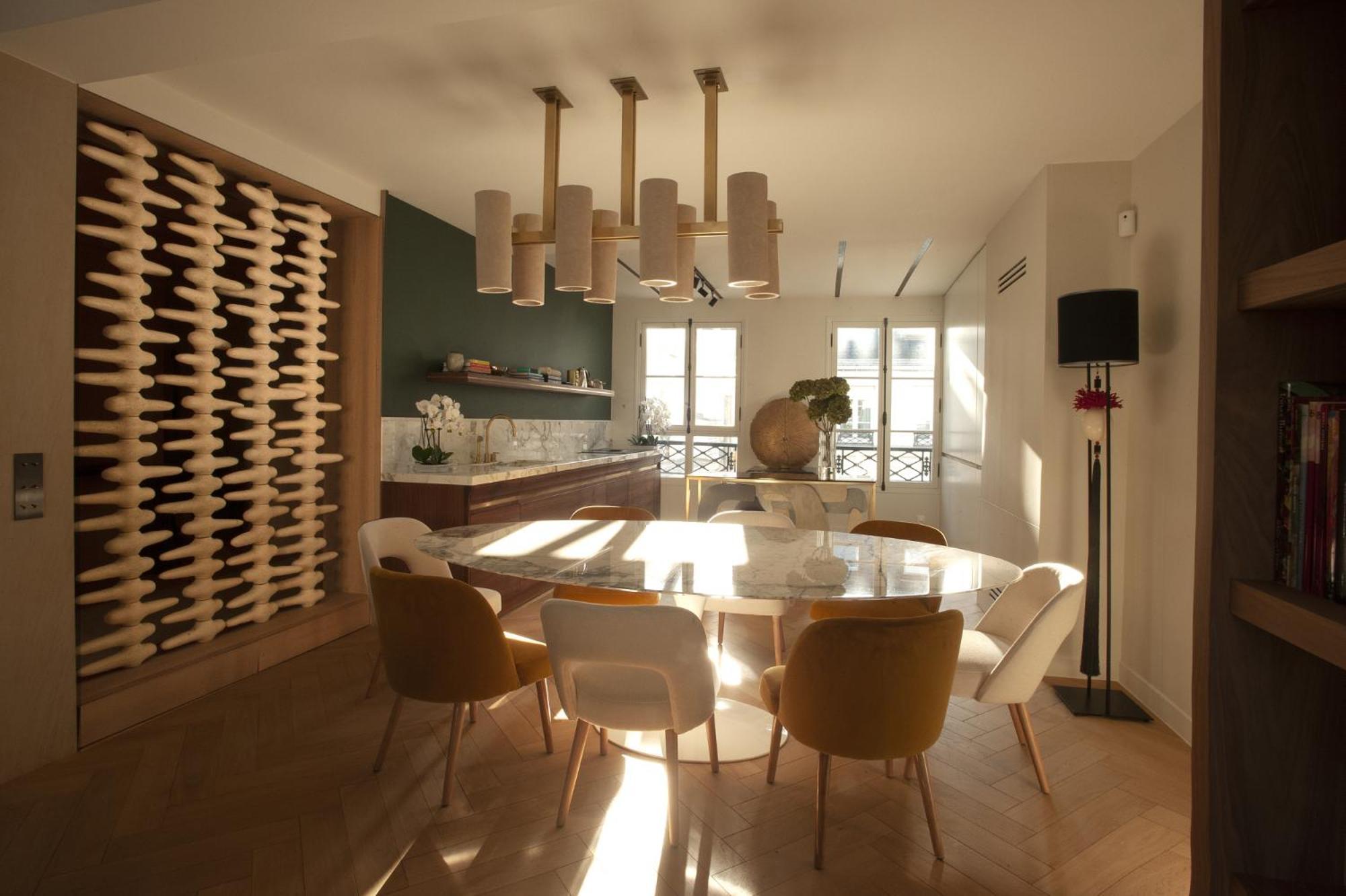 Luxueux Avec Balcon, Champs Elysees Paris